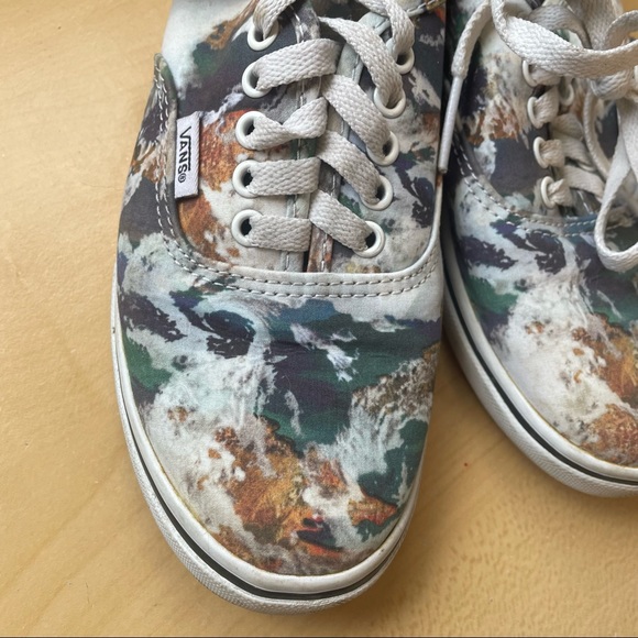Vans - Earth Ozone & birds eye view themed size 6 - Picture 3 of 12